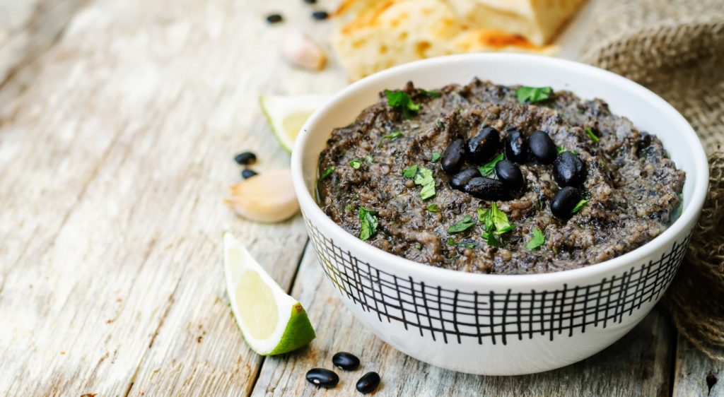 How to Make the Most Delicious & Healthy Black Bean Hummus
