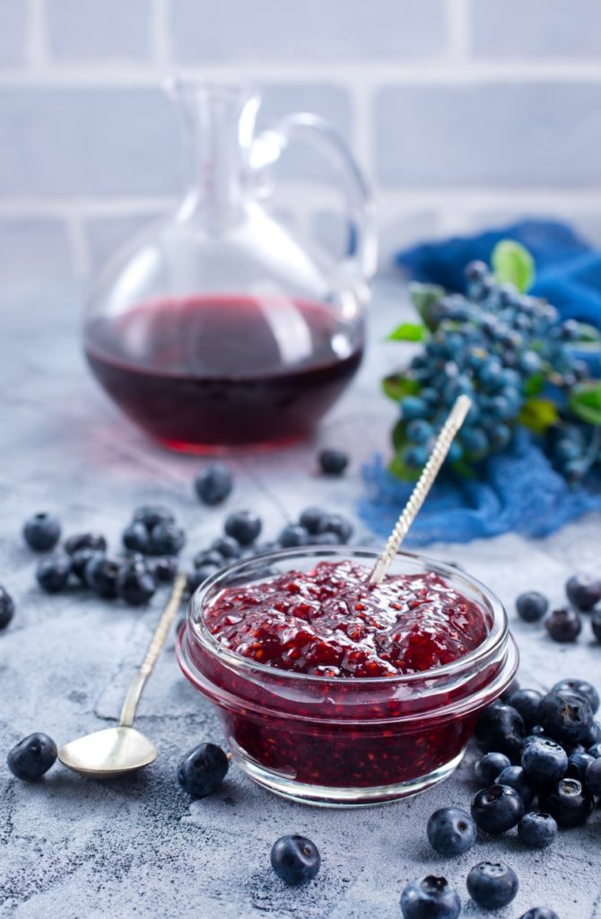 How to Make the Healthiest Wild Blueberry Vinaigrette Dressing